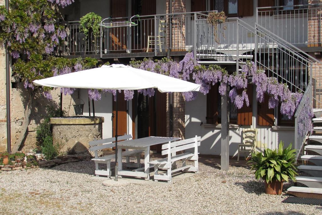 Corte Canale Virgilio Hotel Volta Mantovana Luaran gambar