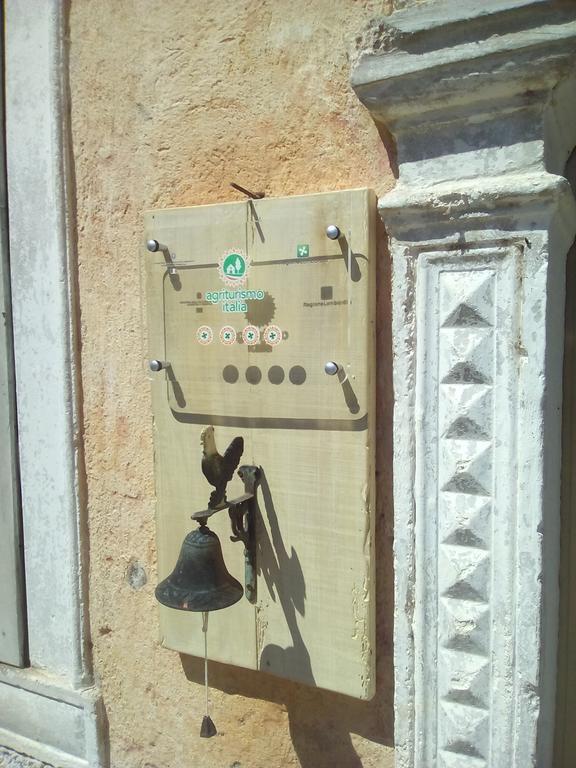 Corte Canale Virgilio Hotel Volta Mantovana Luaran gambar